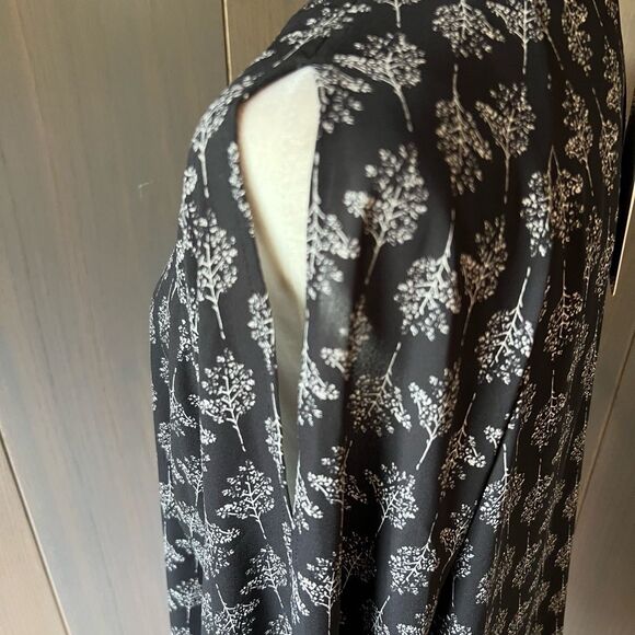 DR2 Blouse Cold Shoulder 1X   *NWT* - Picture 8 of 12